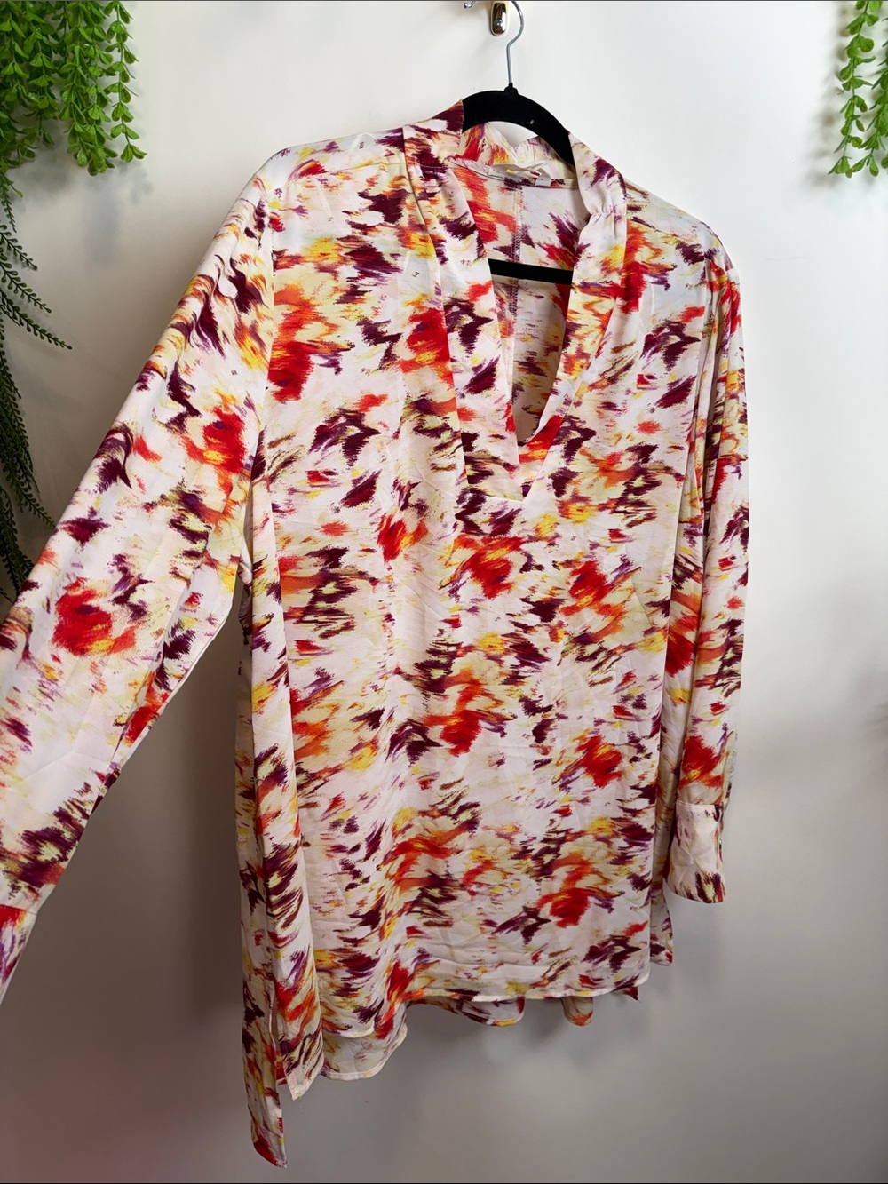 Terra & Sky Ivory Tunic with Red, Orange & Purple Brushstroke Print